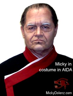 Micky in 2004 getting into costume for "AIDA"